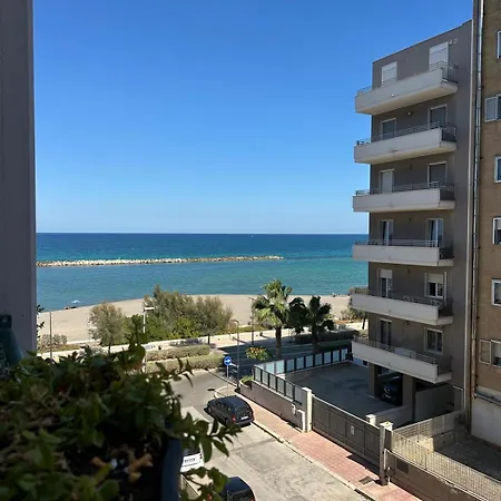 Апартаменты Double Sea View *